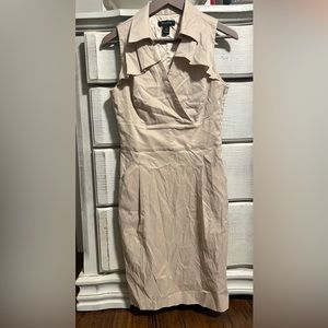 White House Black Market Women’s sheath dress